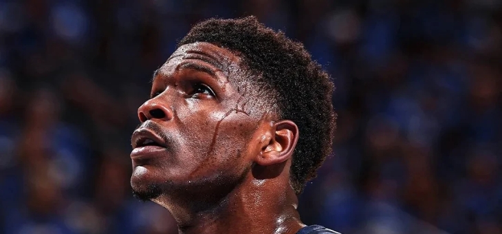 转折点明尼苏达森林狼队长鼓劲；荷甲关键时刻攻防权衡；目标明确；更衣室氛围转暖的简单介绍