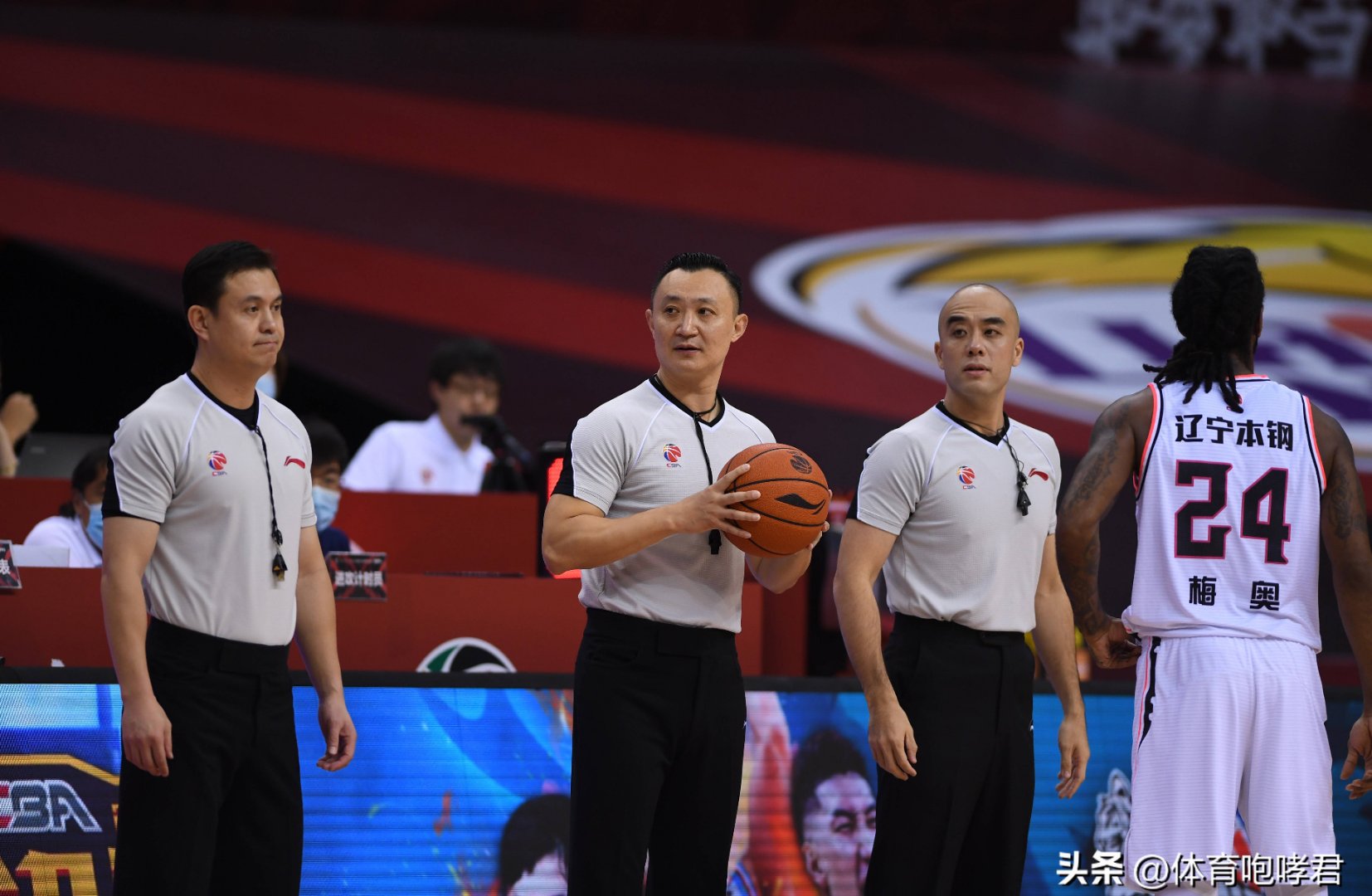 包含冲刺阶段浙江队备战NBA常规赛，主帅复盘细节曝光，震撼外界，纪律约束更严格的词条