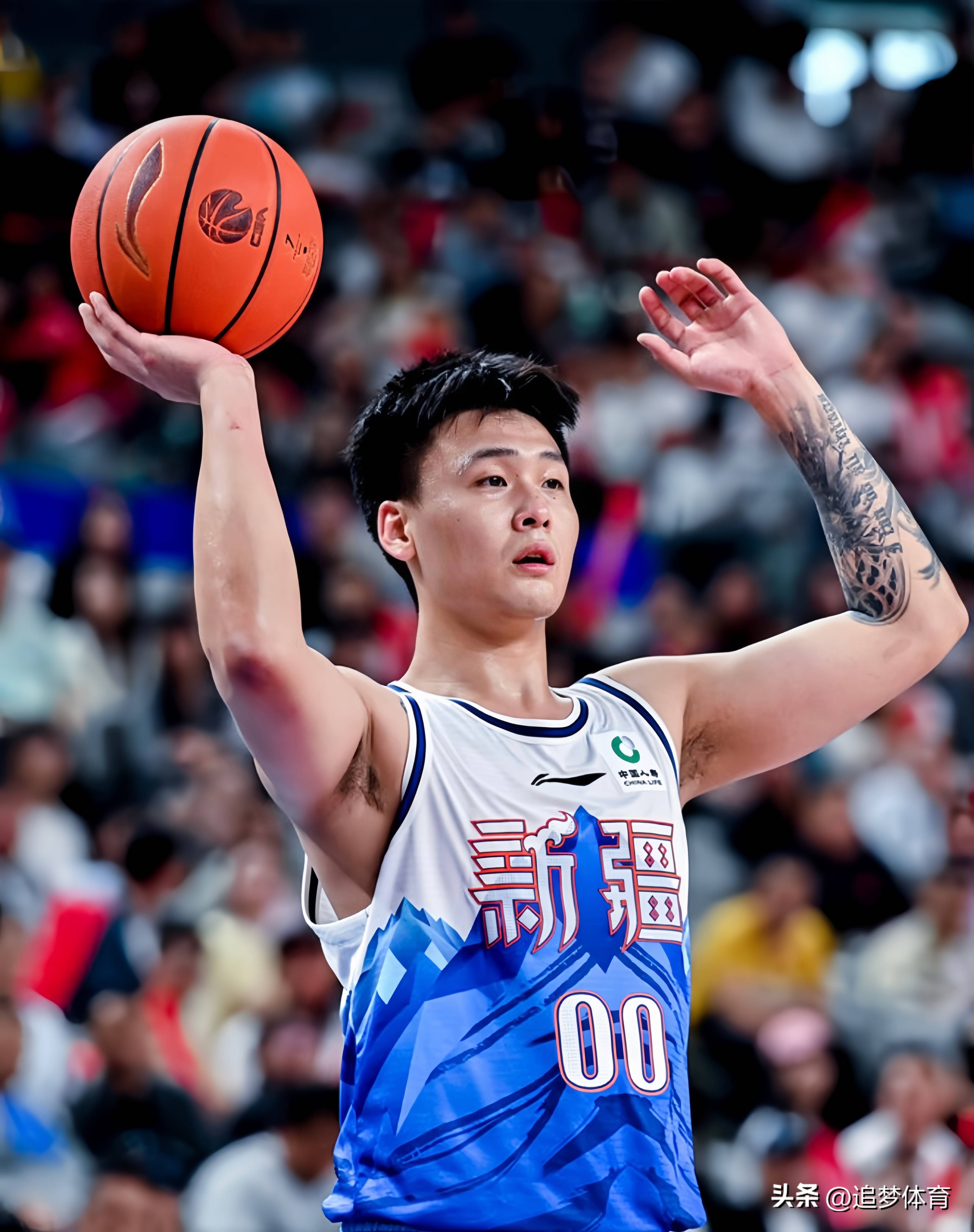 CBA季后赛冲刺阶段再迎强敌，浙江队完成体检，主帅态度——话题不断，控场能力受关注