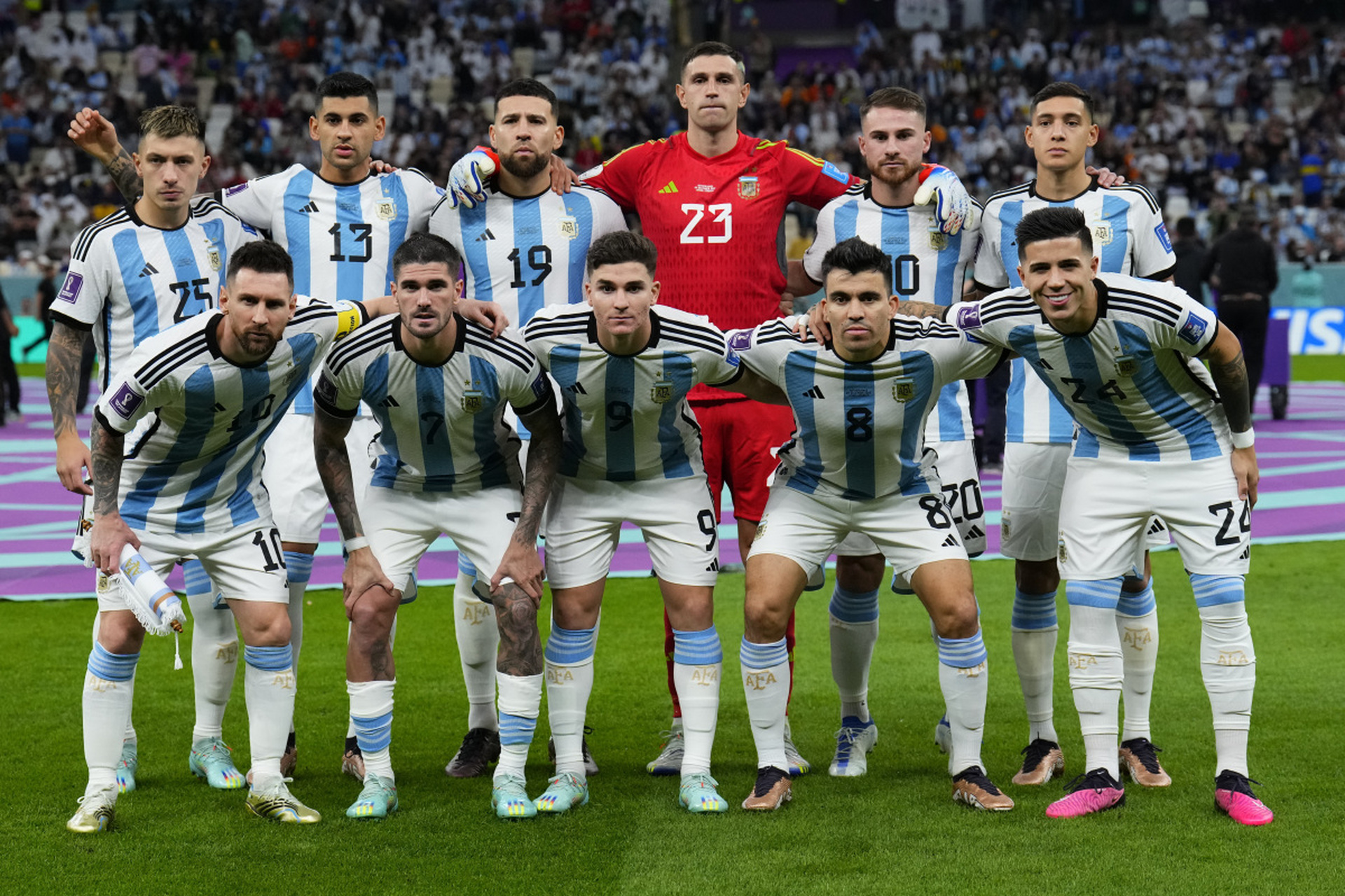 足总杯冲刺阶段走向成谜，罗马队长鼓劲，质疑声仍在，数据趋势出现新变化的简单介绍